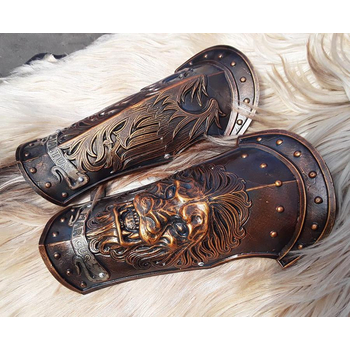 Античные наручи со львом / Antique Warrior with lions