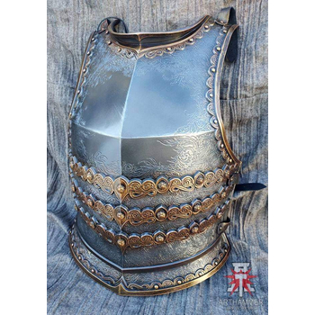 Гусарская кираса (грудь) / Hussar Brestplate (front)