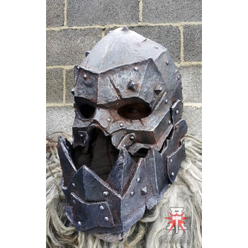 Шлем орка с челестью / Orc Helmet With JawШлем орка с челестью / Orc Helmet With Jaw